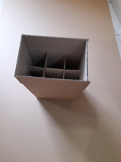 Botellero1 Caja vino 6 botellas (25X16,5X35,5) Canal 5